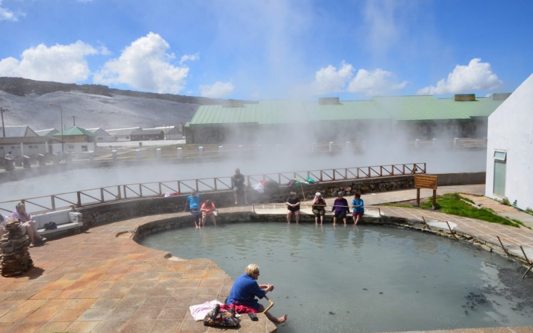 Copahue: Un destino de energía en un paraíso volcánico